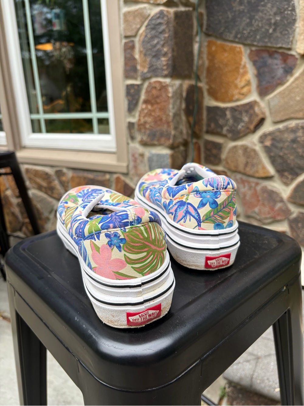 Beachy Vans - Picture 3 of 6